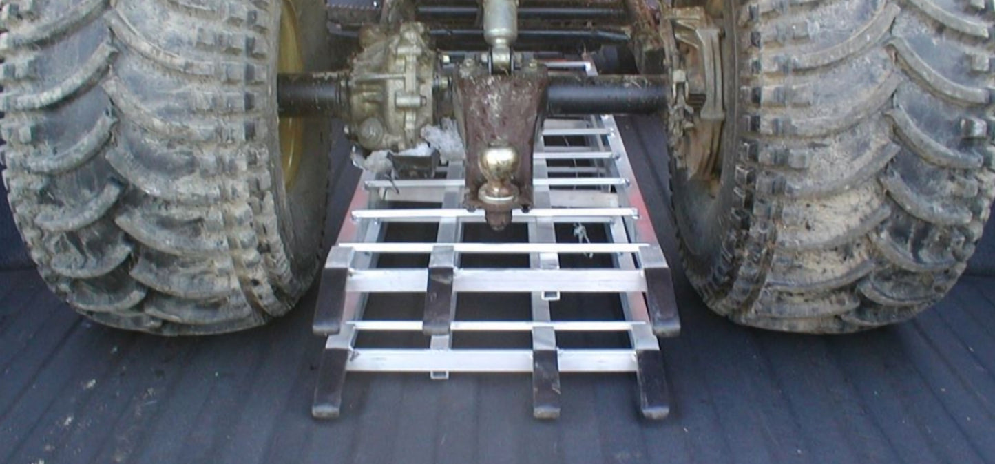 7' Aluminum tri-fold loading ramp for ATV's, lawn mowers and golf carts.